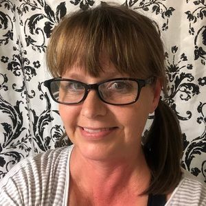 Meet your Posher, Joy